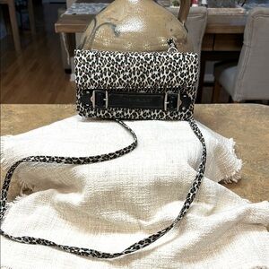 Travelon Leopard Print Crossbody Bag